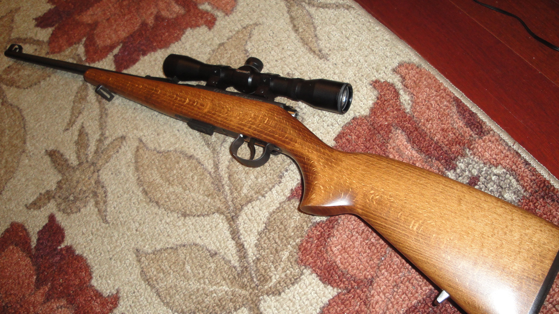 tihomir cz Cash My Guns